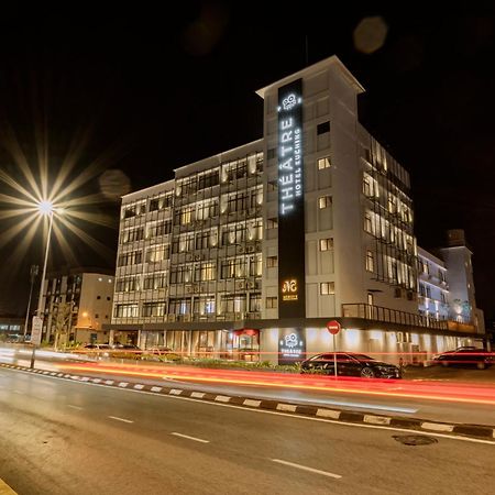 Theatre Hotel Kuching Eksteriør billede