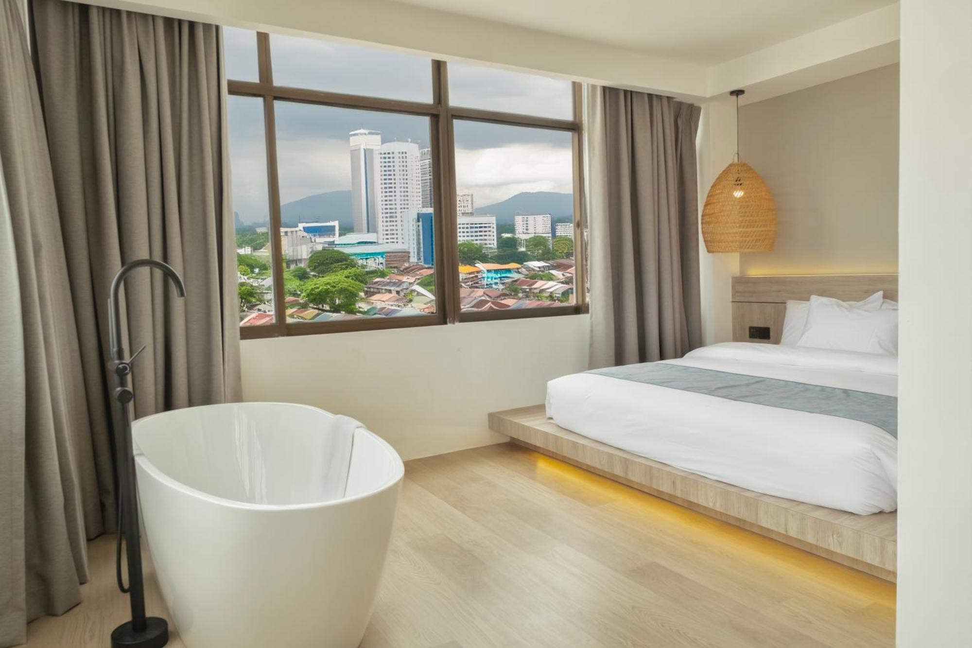 Theatre Hotel Kuching Eksteriør billede